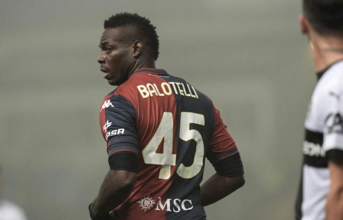 Football: Balotelli returns to Serie A, four years later