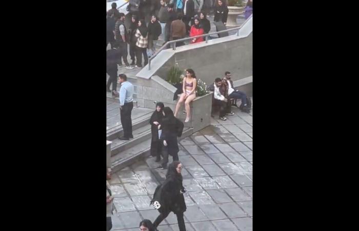 Iran: Isabelle Saporta's tribute “to the courage” of the undressed student in front of her university in Tehran