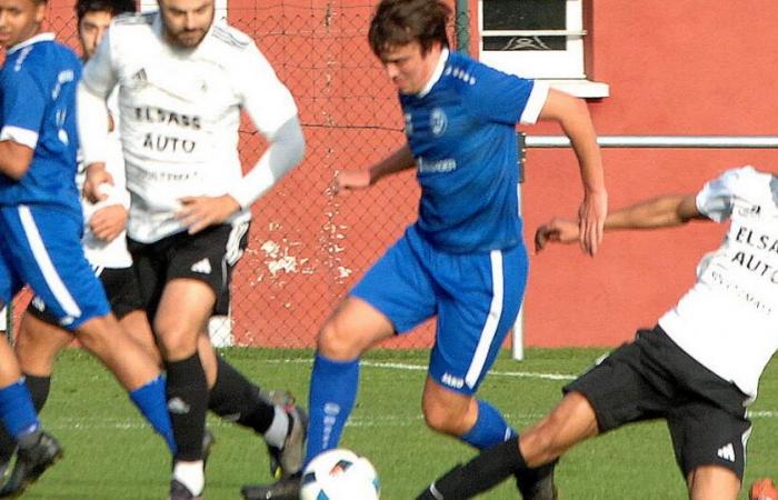 Soccer. Niederhergheim takes the lead