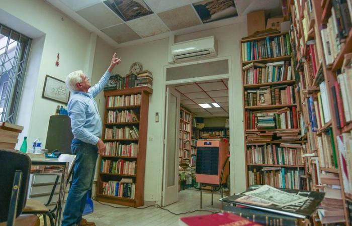 “I found 800 books floating in 5 centimeters of water,” worries this bookseller from Perpignan after severe weather