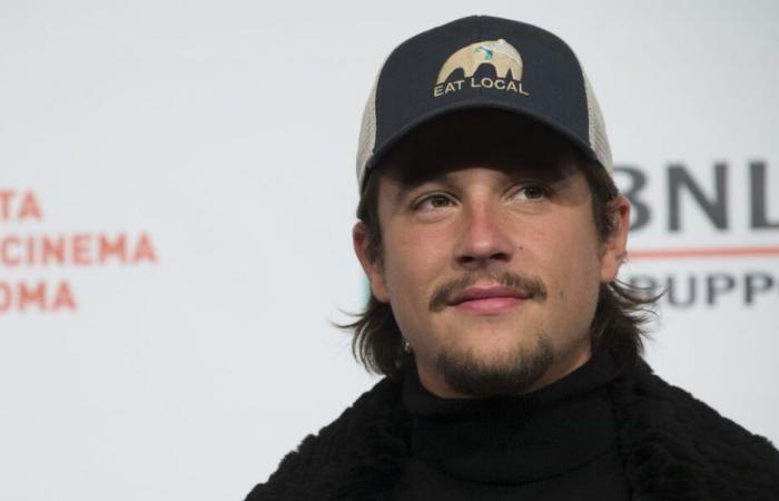 Rapper Nekfeu is accused of rape, and fans are attacking the wrong person