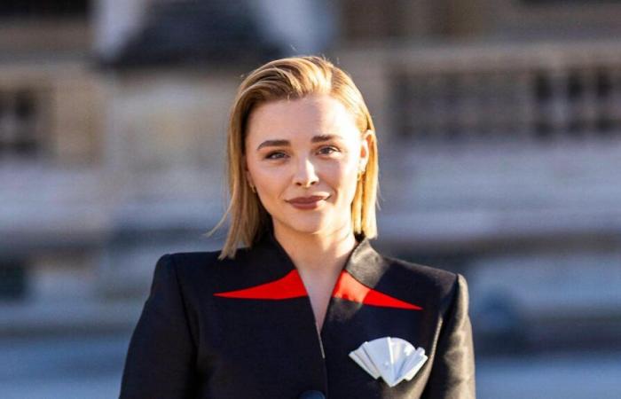 Chloë Grace Moretz comes out