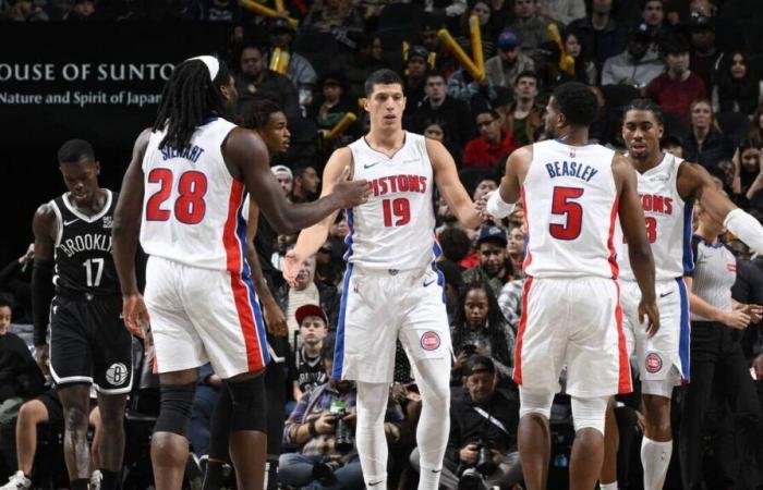 NBA. New York blocked by marathon, Detroit players take the subway to go to the game