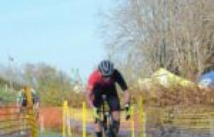 Lucas Dubau shines at the cyclo-cross des remparts