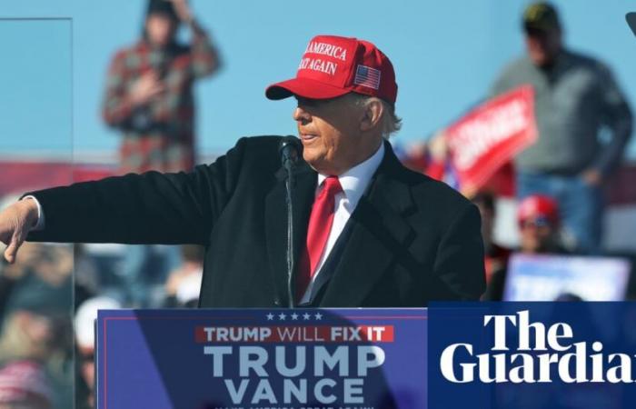 Trump says ‘I shouldn’t have left’ White House, despite losing 2020 election | Donald Trump