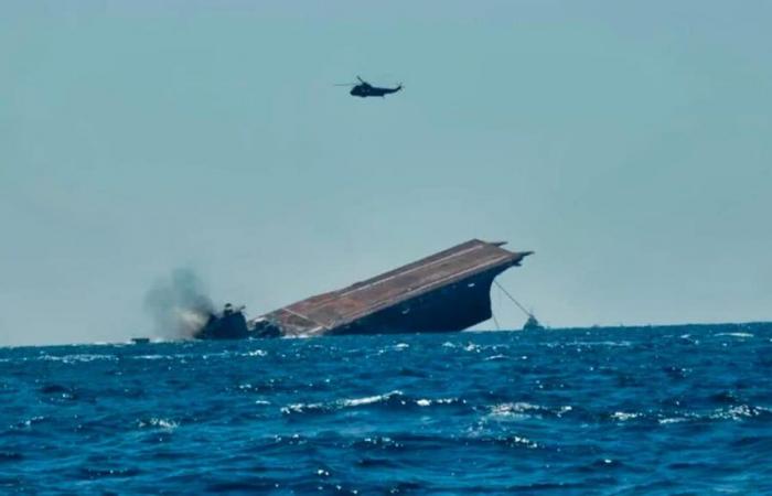 A $6 billion nuclear aircraft carrier “sunk” by a $100 million diesel submarine