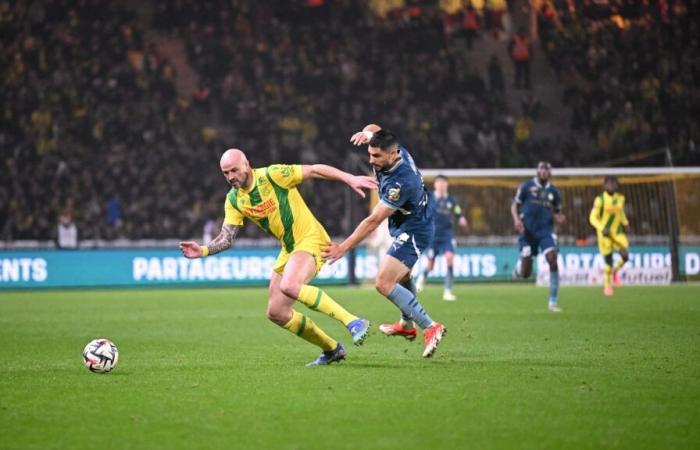 Maupay's big troll on Pallois after his goal