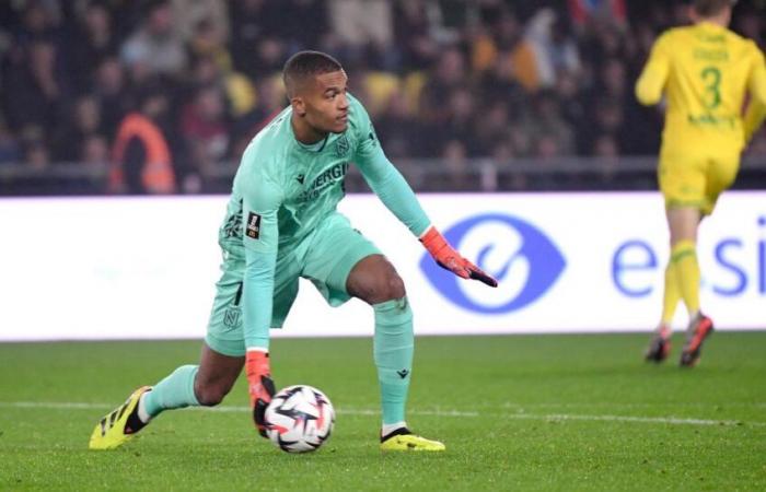 OM: Domenech’s terrible tackle against Alban Lafont