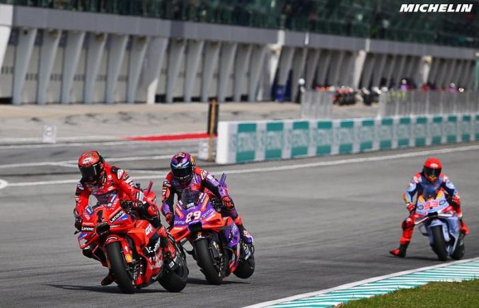 MotoGP Malaysia J3, Debriefing Francesco Bagnaia (Ducati/1): “I'm a healthy guy, a real sportsman, so I don't like this kind of thing”, etc. (entirety)