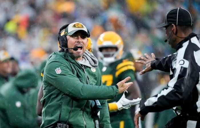 Packers coach appears to yell not-so-kind words at Detroit Lions after touchdown