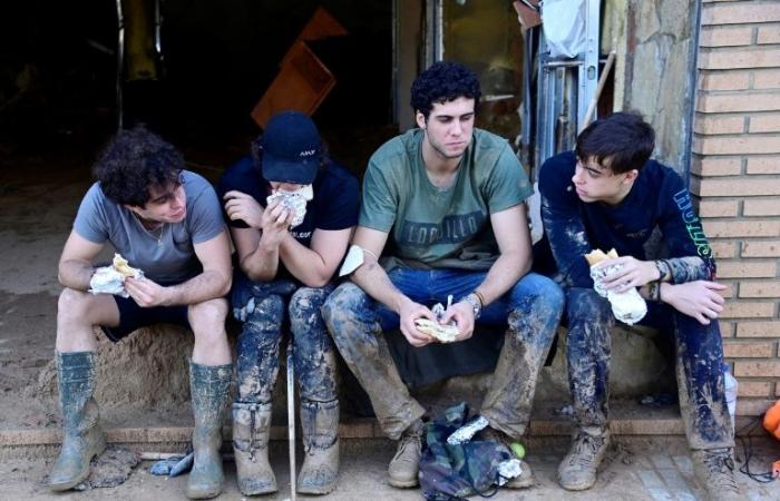 Spain: a week after the floods, cleaning and relief still underway