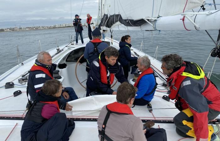 At the Vendée Globe village, a 5-star sailing course aboard the first boat to win the race