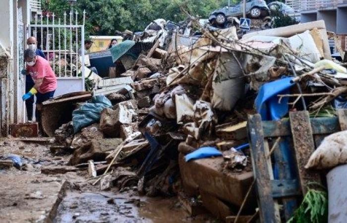 A little light in the disaster of flood-hit Valencia