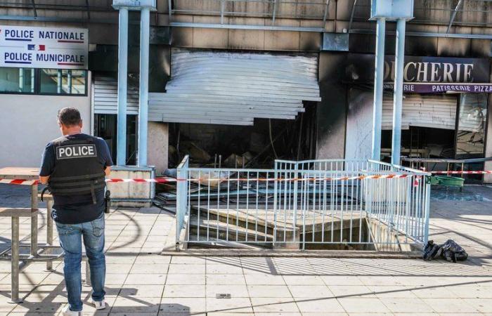 Police station and businesses affected by a fire in Pissevin: the Nîmes prosecutor announces the arrest of six people