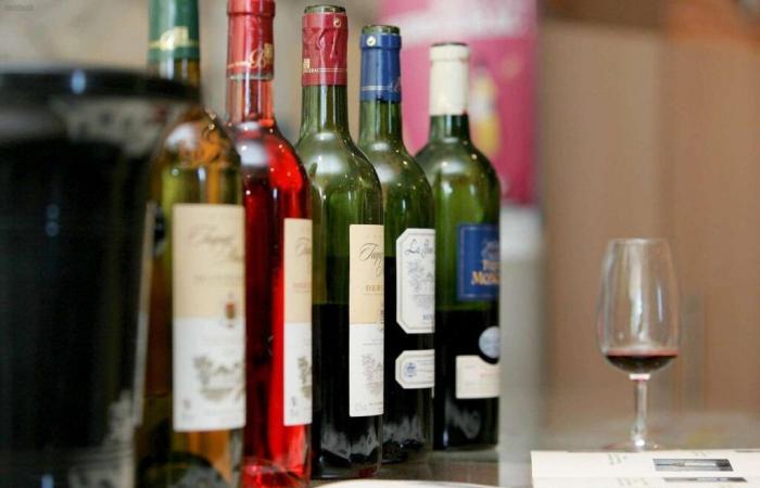 two men tried for reselling bottles of wine ten times their price to elderly people