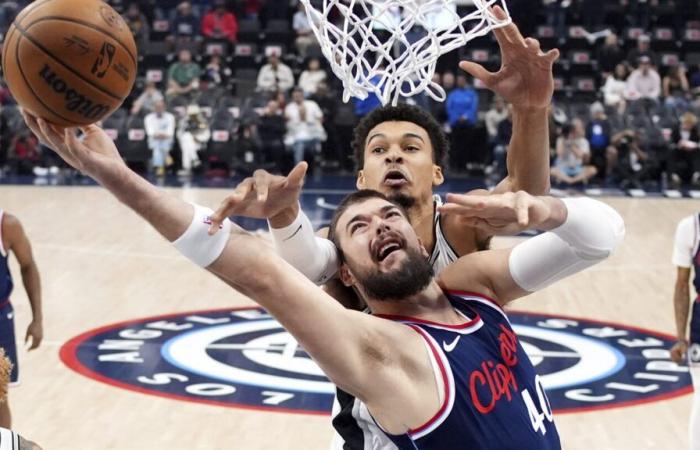 Clippers overcome 26-point deficit for their 1st victory at Intuit Dome