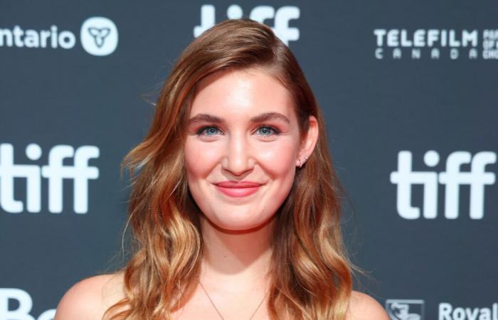 After Aller simple, Sophie Nélisse will be back on our TVs!