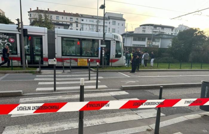 Lyon. Pedestrian dies in accident with TCL tram, traffic at a standstill