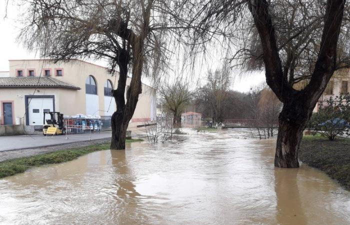 In Samatan, we are raising awareness among residents of the city center about the risk of flooding