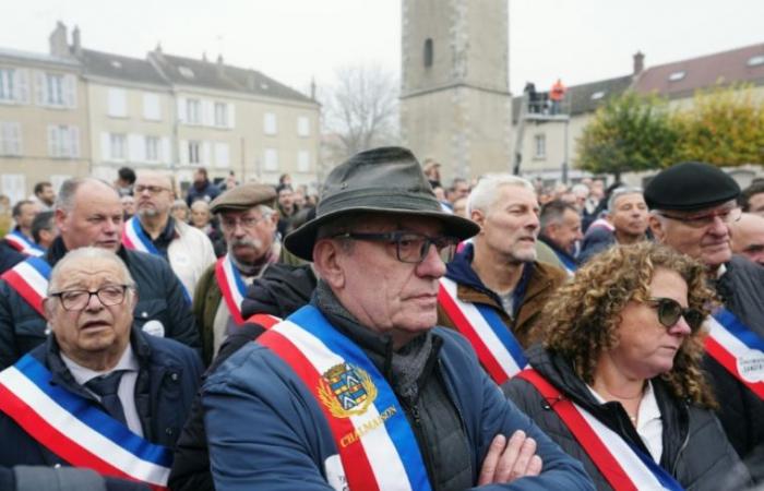 Seine-et-Marne: elected officials demonstrate in front of the prefecture against the savings in the finance bill – 05/11/2024 at 1:15 p.m.