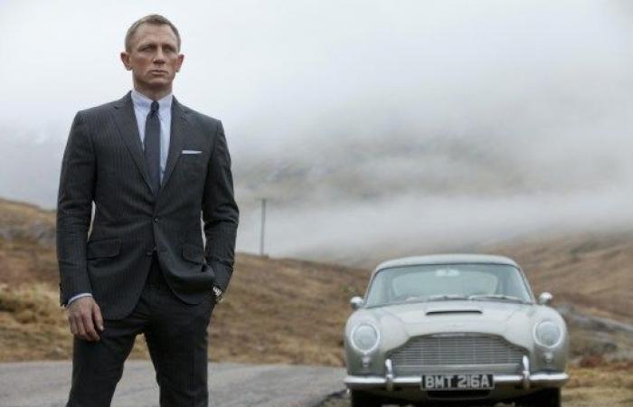 Daniel Craig gives withering three-word response over the next James Bond actor