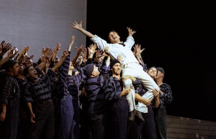 Billy Budd at the Vienna Opera, a worthy revival in a dated production