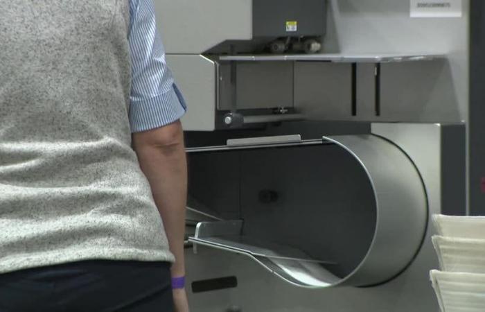 Milwaukee ballot tabulator issue; 31,000 to be recounted, city says