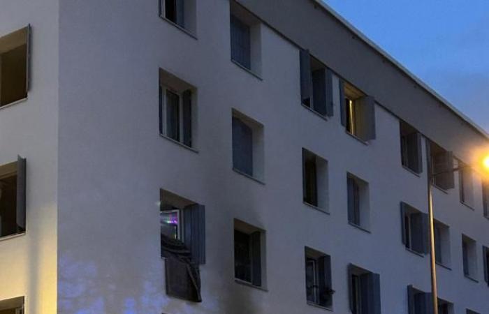 residents scale the facade of the building to save a woman and a child