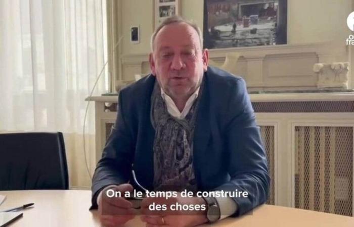 the mayor of Vannes reacts to the closure of the Michelin site