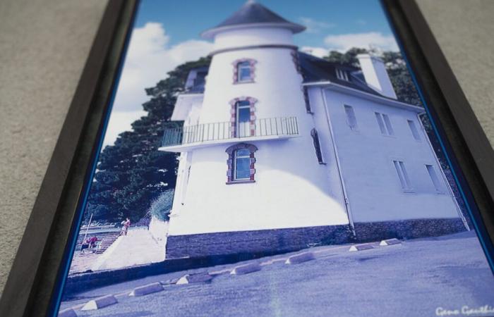 At 99 years old, Eugène exhibits his photos for the first time in a nursing home in Brittany