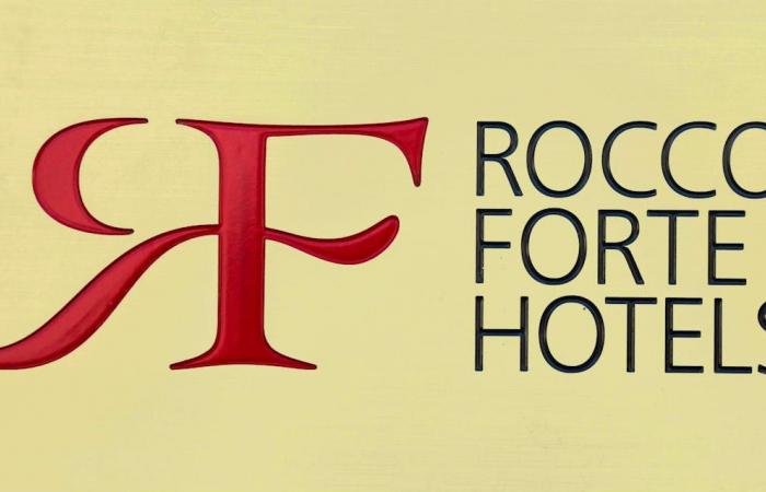 Roger Federer: Why does Rocco Forte Hotels have a similar logo?