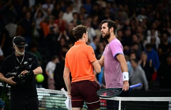 Ugo Humbert apologizes for his behavior towards Karen Khachanov at the Rolex Paris Masters