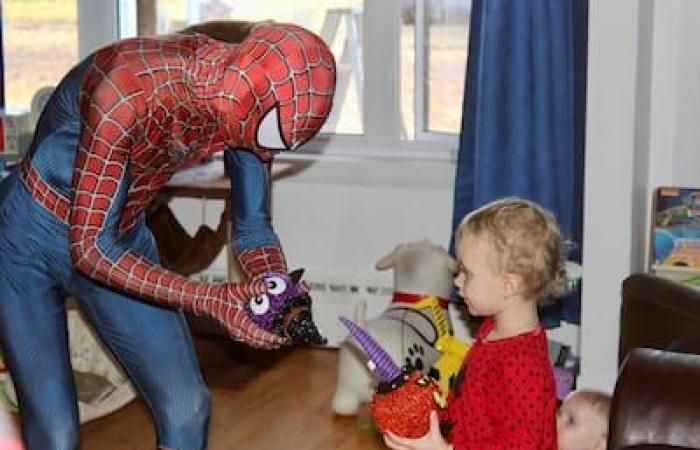 The magic of Spider-Man: Spider-Man spreads happiness in Saguenay