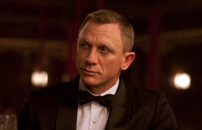 Daniel Craig gives withering three-word response over the next James Bond actor