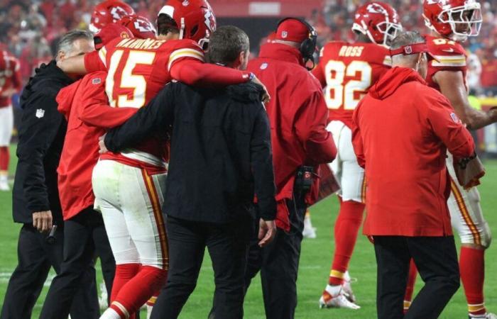 Mahomes shrugs off ‘scary’ injury to key K.C. win, expects to face Denver