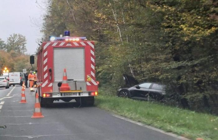 Two cars end up in the ditch to avoid a head-on collision on this Oise road