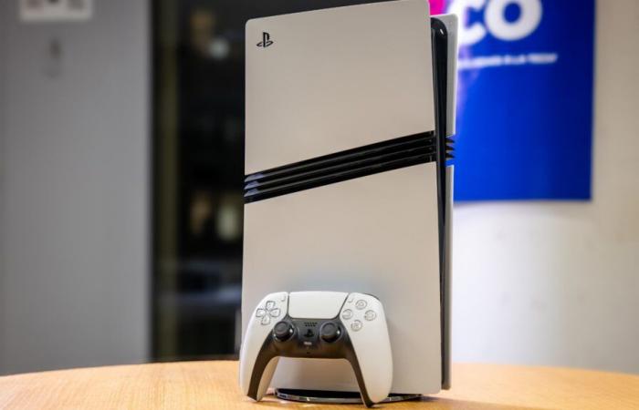 Does an 800 euro game console really make sense?