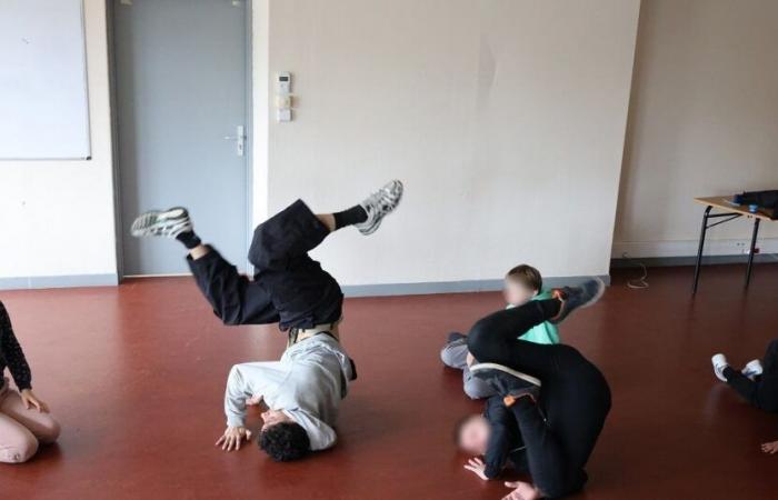 Breakdancing for young people from the Departmental Children’s Home