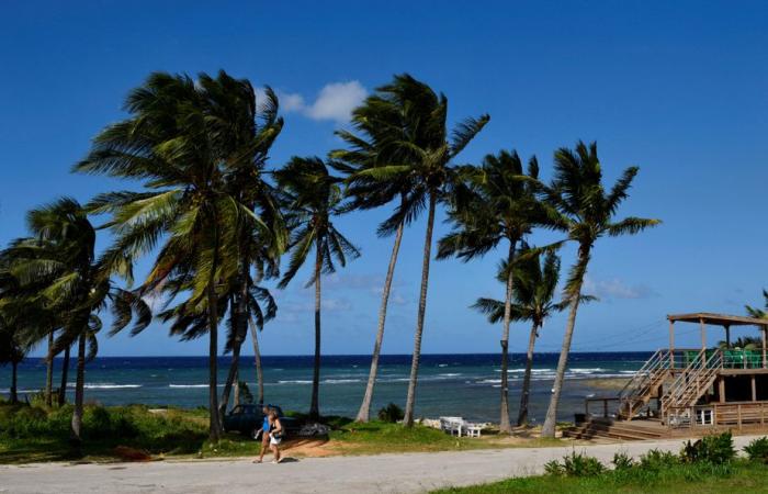 Two weeks after Oscar, Cuba prepares for the arrival of Hurricane Rafael