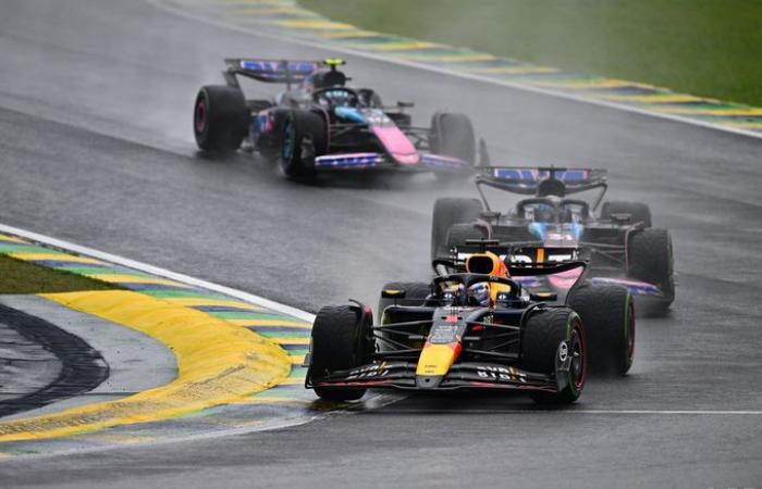 Formula 1 | Why Red Bull left Verstappen on track in 'terrible' conditions