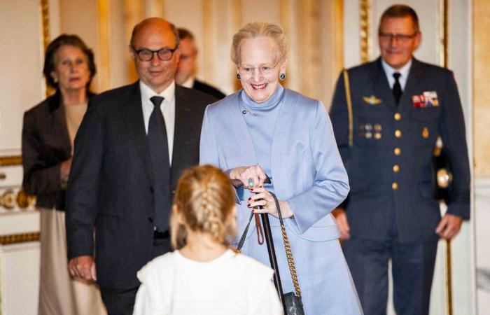 First smiling appearance of Queen Margrethe since her fall