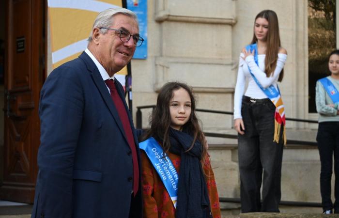 CÔTE-D'OR: The investiture ceremony of the 54 young people of the departmental council took place