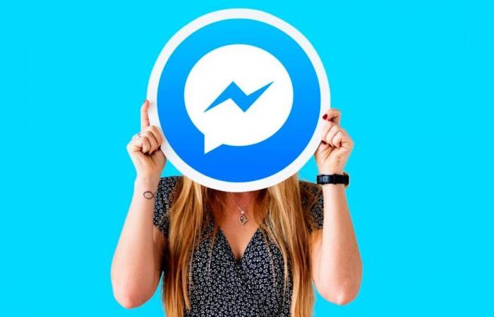 How to Use Facebook Messenger to Stay Invisible and Avoid Interruptions