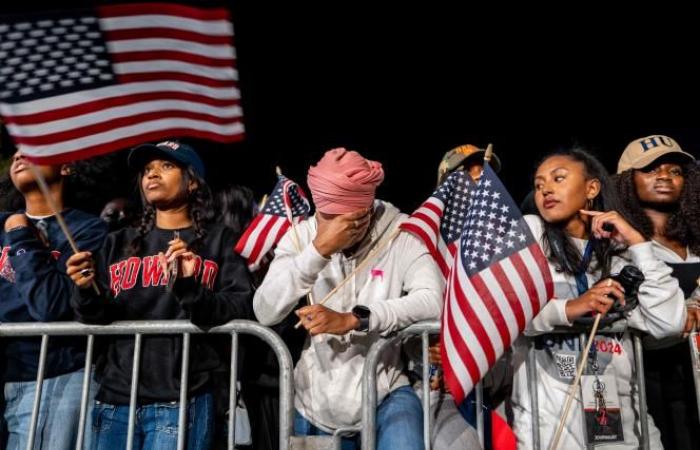 ‘I don’t know who’s voting for him, I don’t understand’: Harris voters in tears (photos)