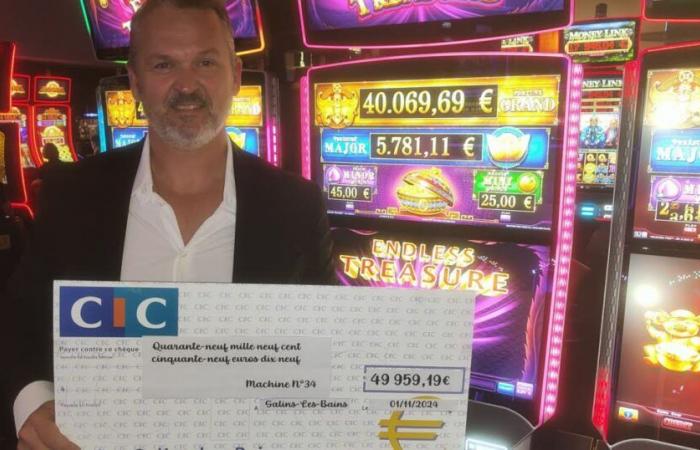 Swore. A couple wins an exceptional jackpot of €50,000 at the casino