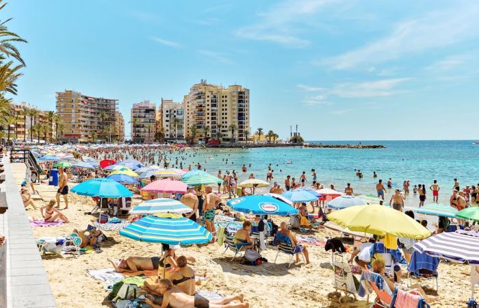 Why we will no longer be able to swim on the beaches of Spain