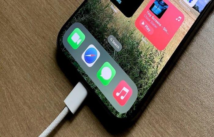 The iPhone will soon display the estimated remaining charging time