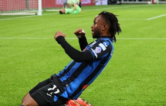 Lookman On Target In Atalanta Wi Against Stuttgart