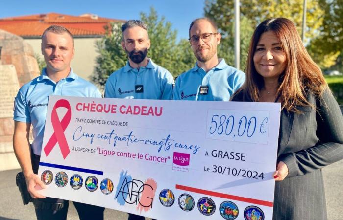 In Grasse, the police turn pink to fight cancer