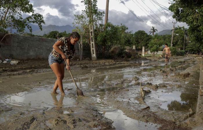 Two weeks after Oscar, Cuba prepares for the arrival of Hurricane Rafael